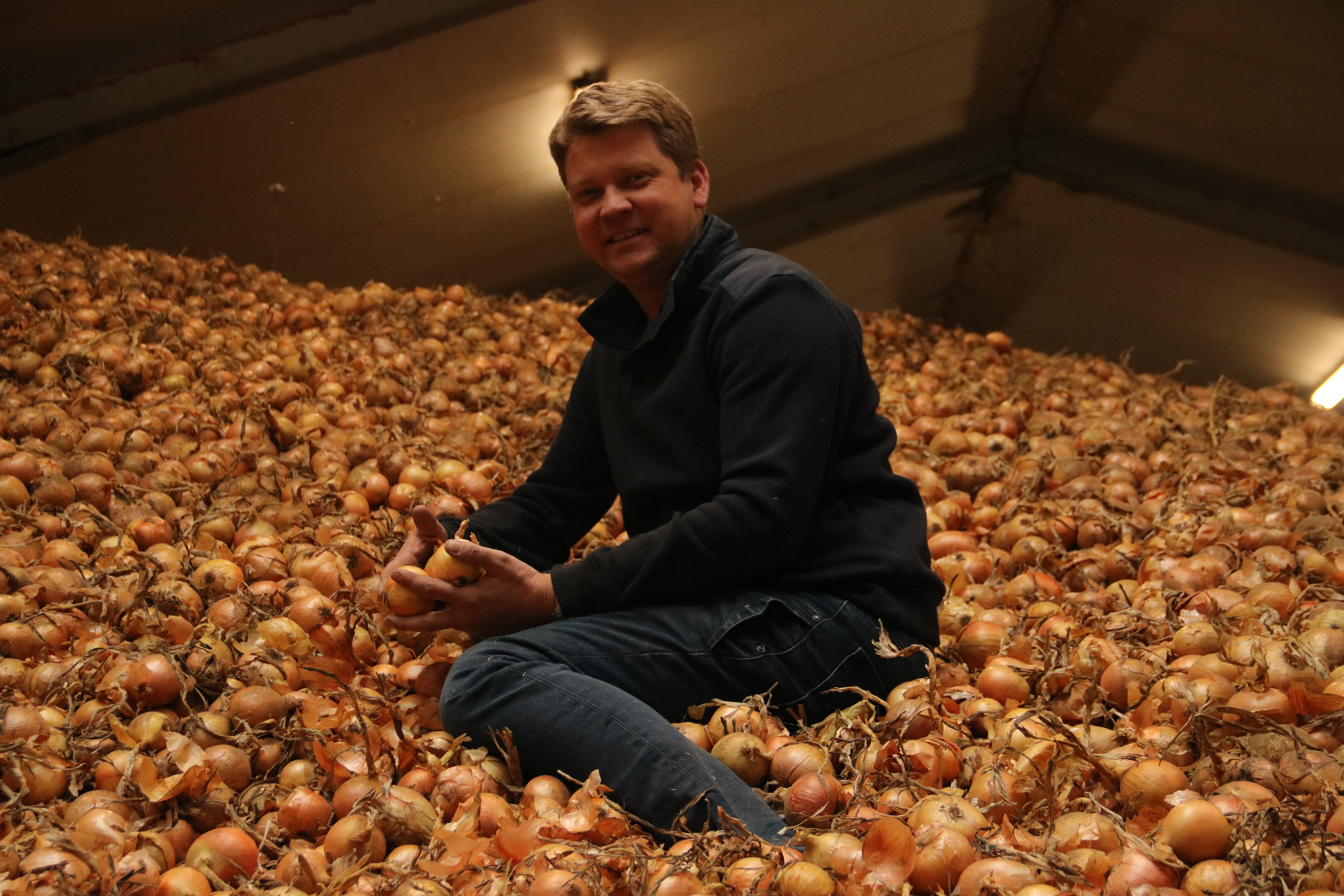 Gijsbrecht Gunter in uienschuur